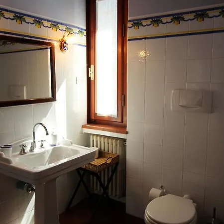 Larniano Villa Sienne
