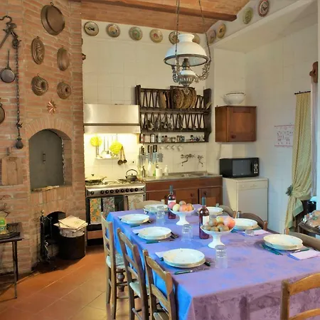 Larniano Villa *